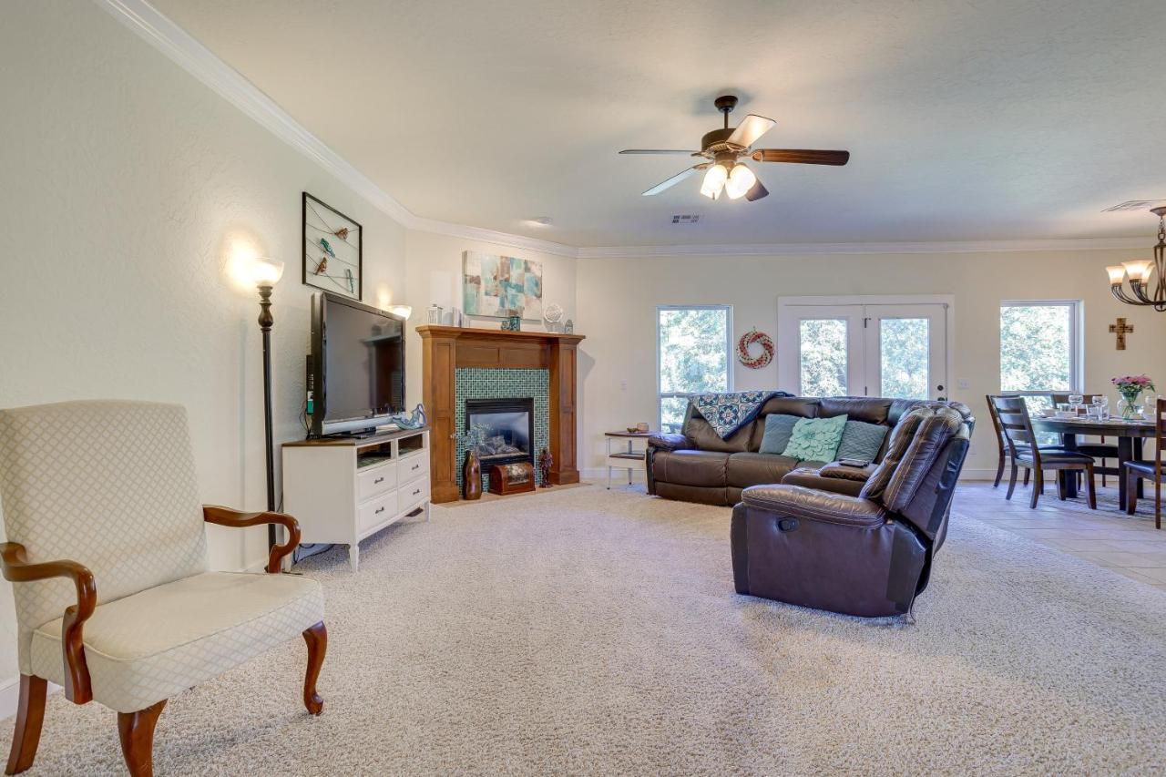 Quaint Noble Home 6 Mi To University Of Oklahoma! Norman Exterior photo